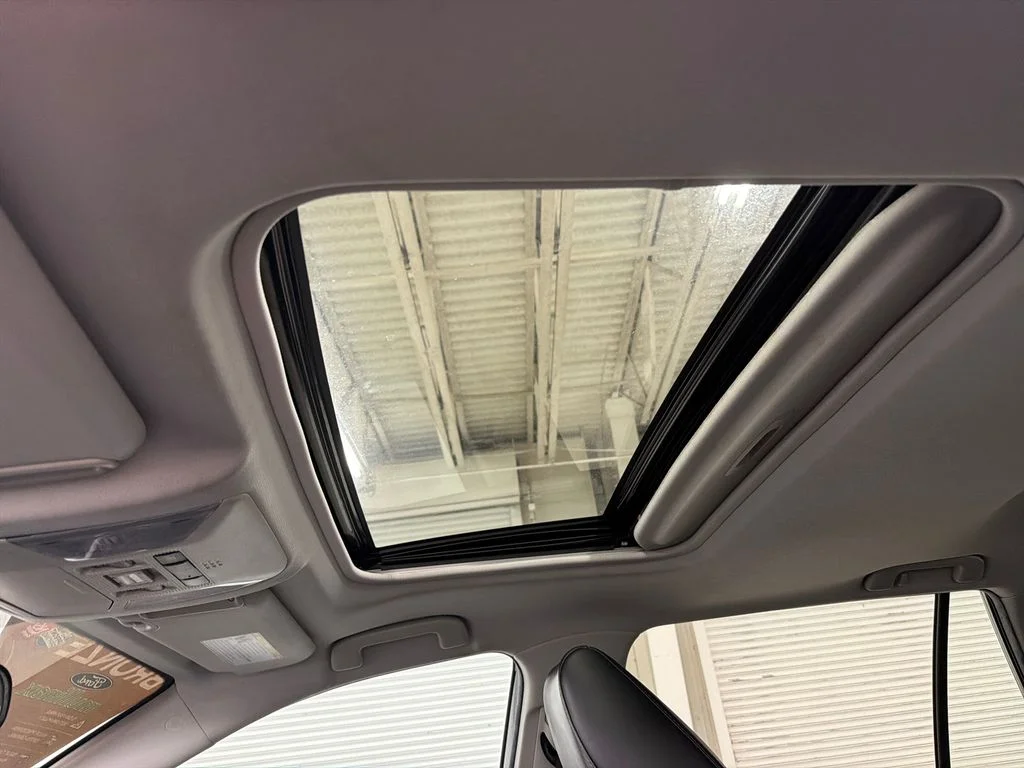 Used 2021 Gray Toyota XLE Premium image 8