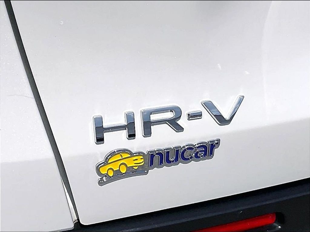 Used 2023 White Honda LX image 28
