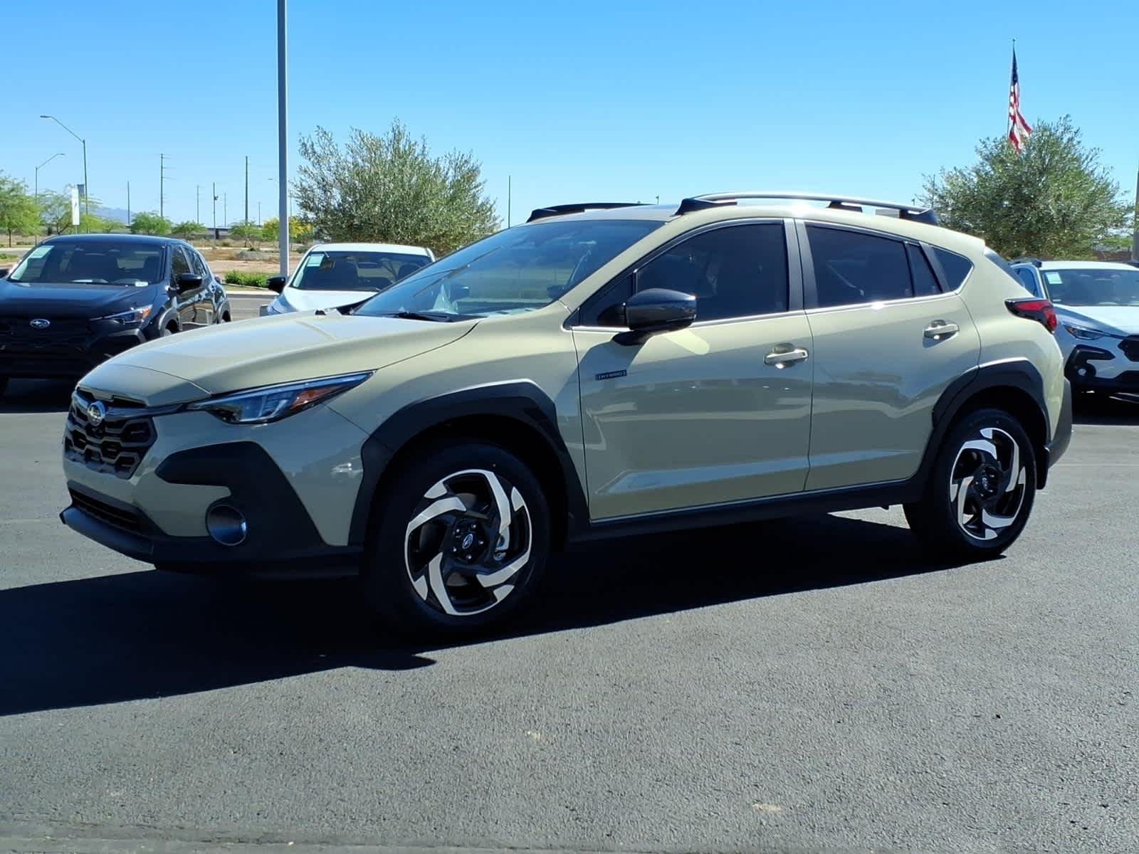 New 2026 SAND DUNE PEARL Subaru Limited Hybrid image 2