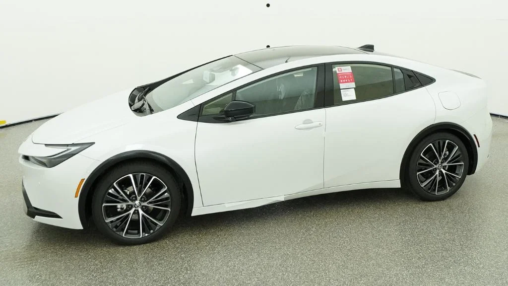 New 2026 Wind Chill Pearl Toyota Limited image 44