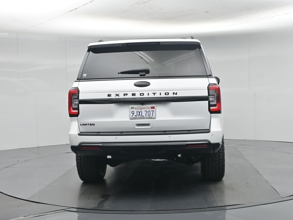 Used 2024 White Ford Limited image 29