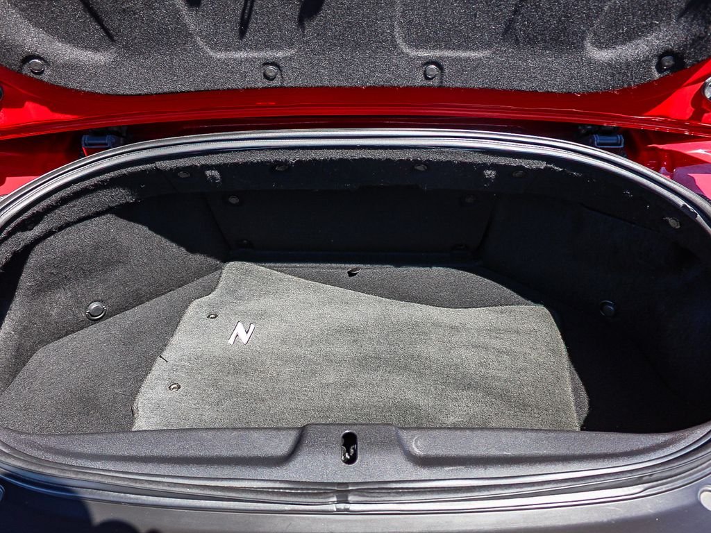 Used 2014 Red Nissan Touring image 23