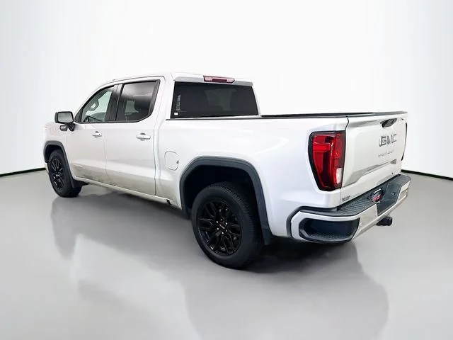 Used 2021 Silver GMC Elevation image 5
