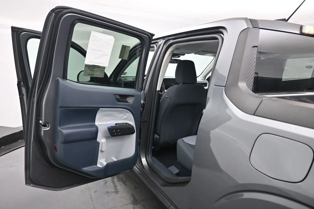 New 2026 Carbonized Gray Metallic Ford XLT image 17