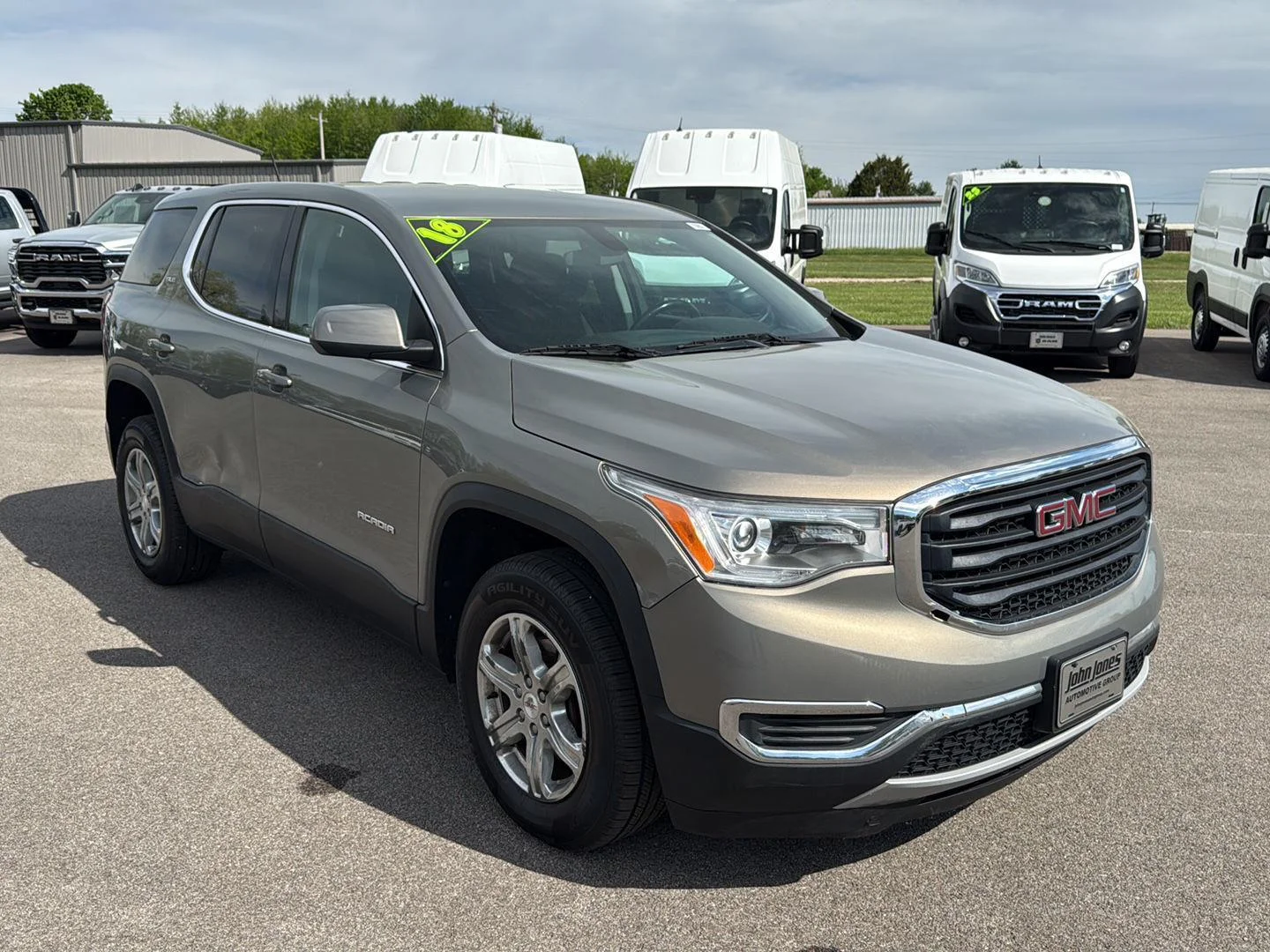 Used 2019 GMC Acadia SLE-1 with VIN 1GKKNRLA5KZ113111 for sale in Corydon, IN