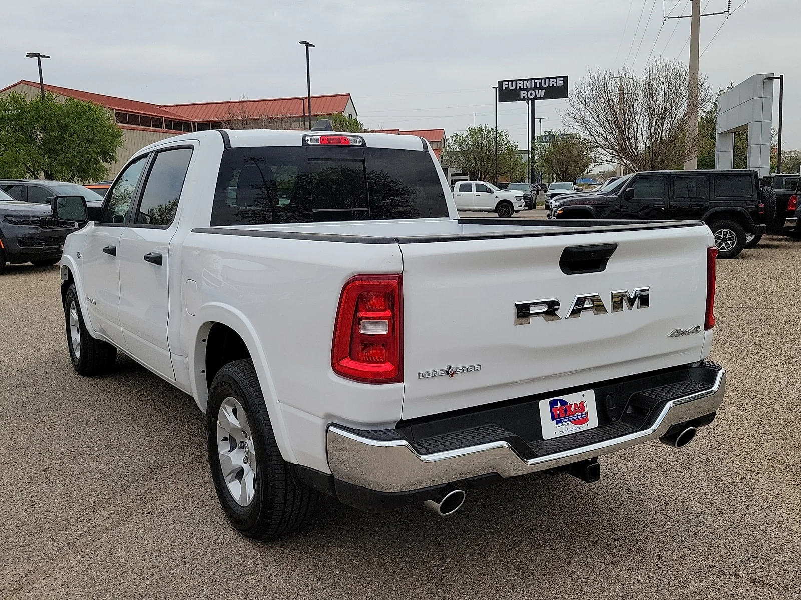 New 2026 PW7 Bright Whit Ram LONE STAR CREW CAB 4X4 5