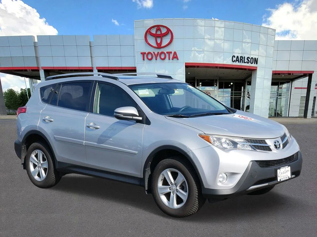 Used 2014 Toyota RAV4 XLE with VIN JTMRFREV2ED063468 for sale in Minneapolis, Minnesota
