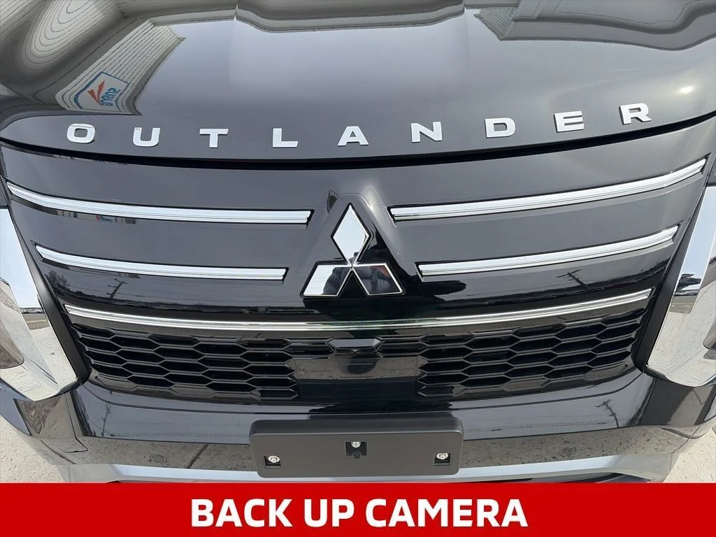 New 2026 Black Mitsubishi SE image 16