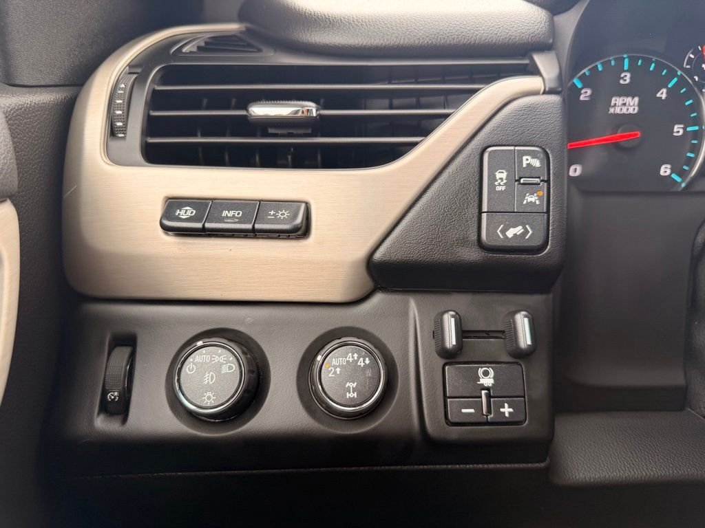 Used 2017 Black GMC Denali image 37