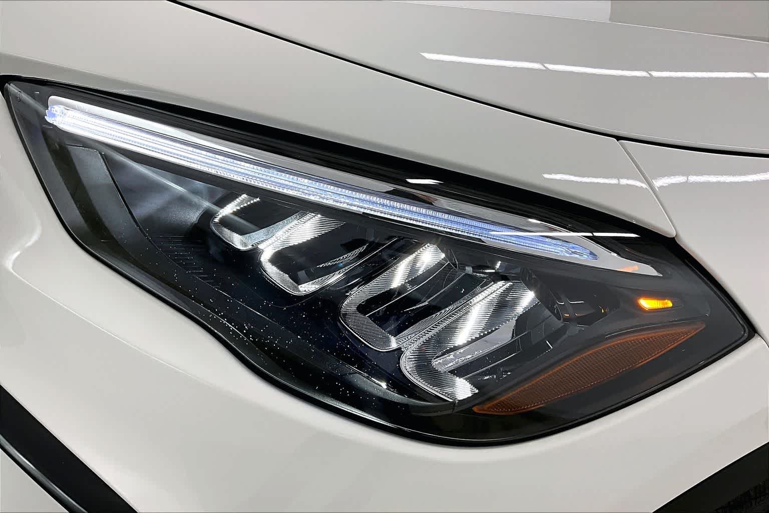 New 2026 Polar White Mercedes-Benz GLA 250 image 13