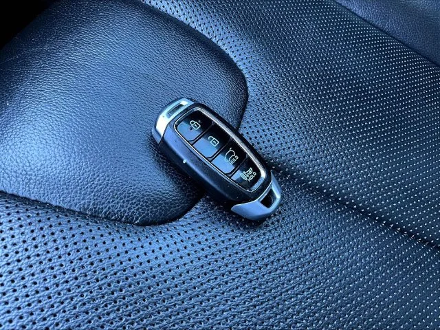 Used 2020 Blue Hyundai Limited image 38