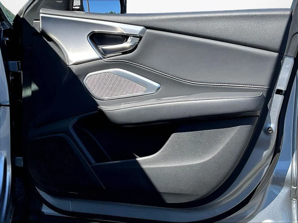 Used 2023 Lunar Silver Metallic Acura Technology Package image 27