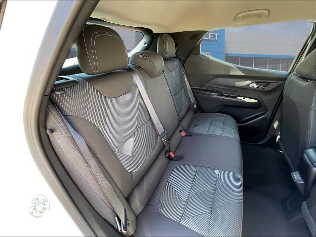 2027 Chevrolet Bolt LT - Photo 13