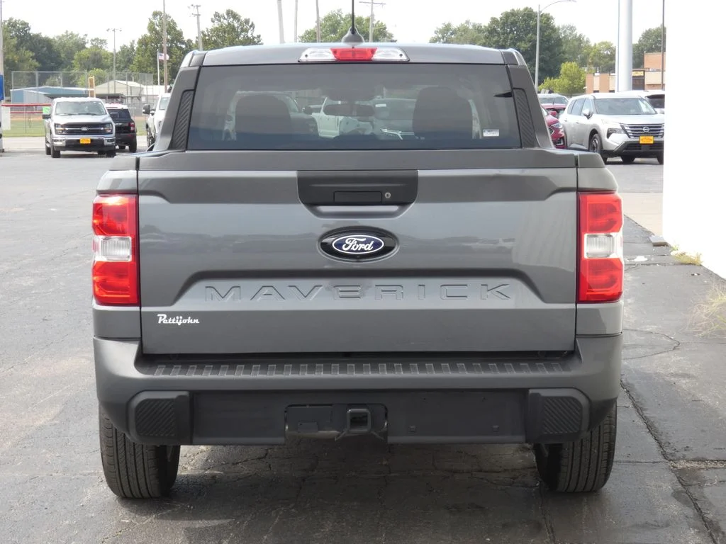 Used 2026 Gray Ford XLT image 5