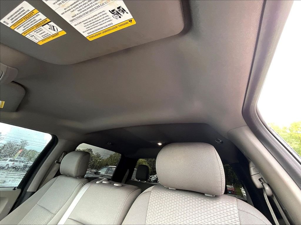 Used 2020 Black Ford XLT image 7