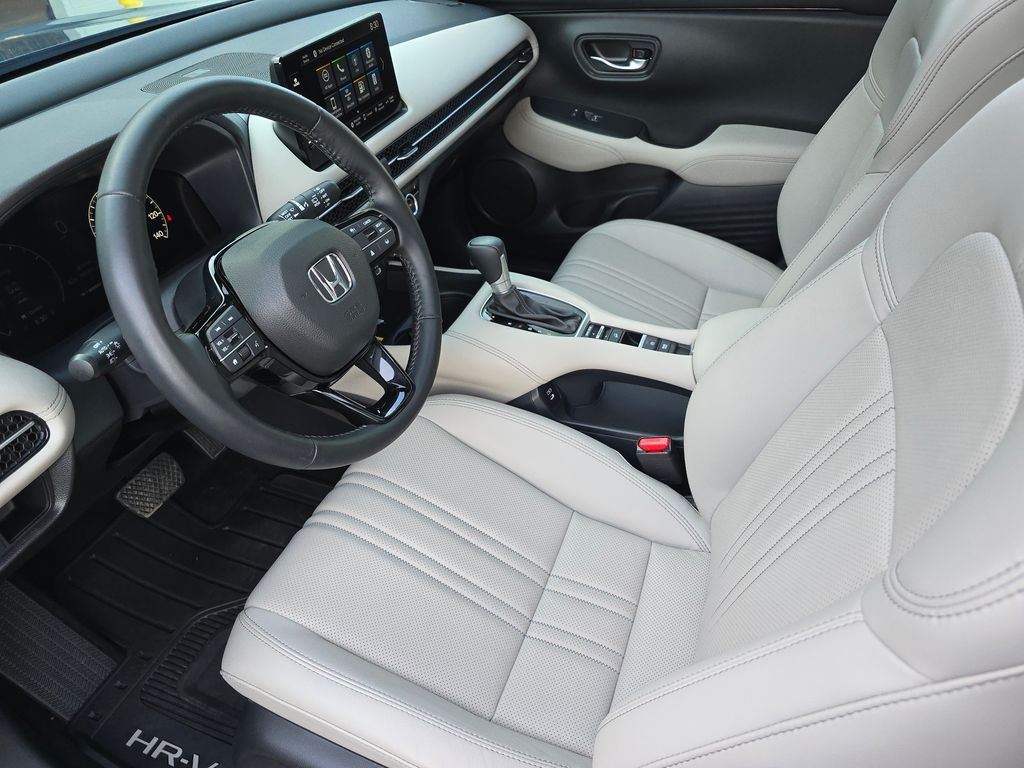 Used 2025  Honda EX-L image 17
