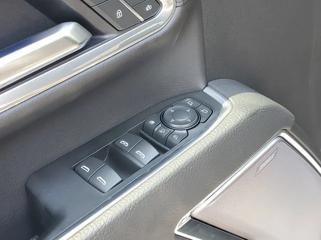 Used 2025 Titanium Rush Metallic GMC Denali image 9