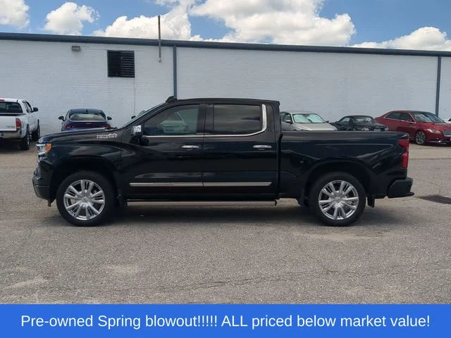 Used 2024 Black Chevrolet High Country image 10