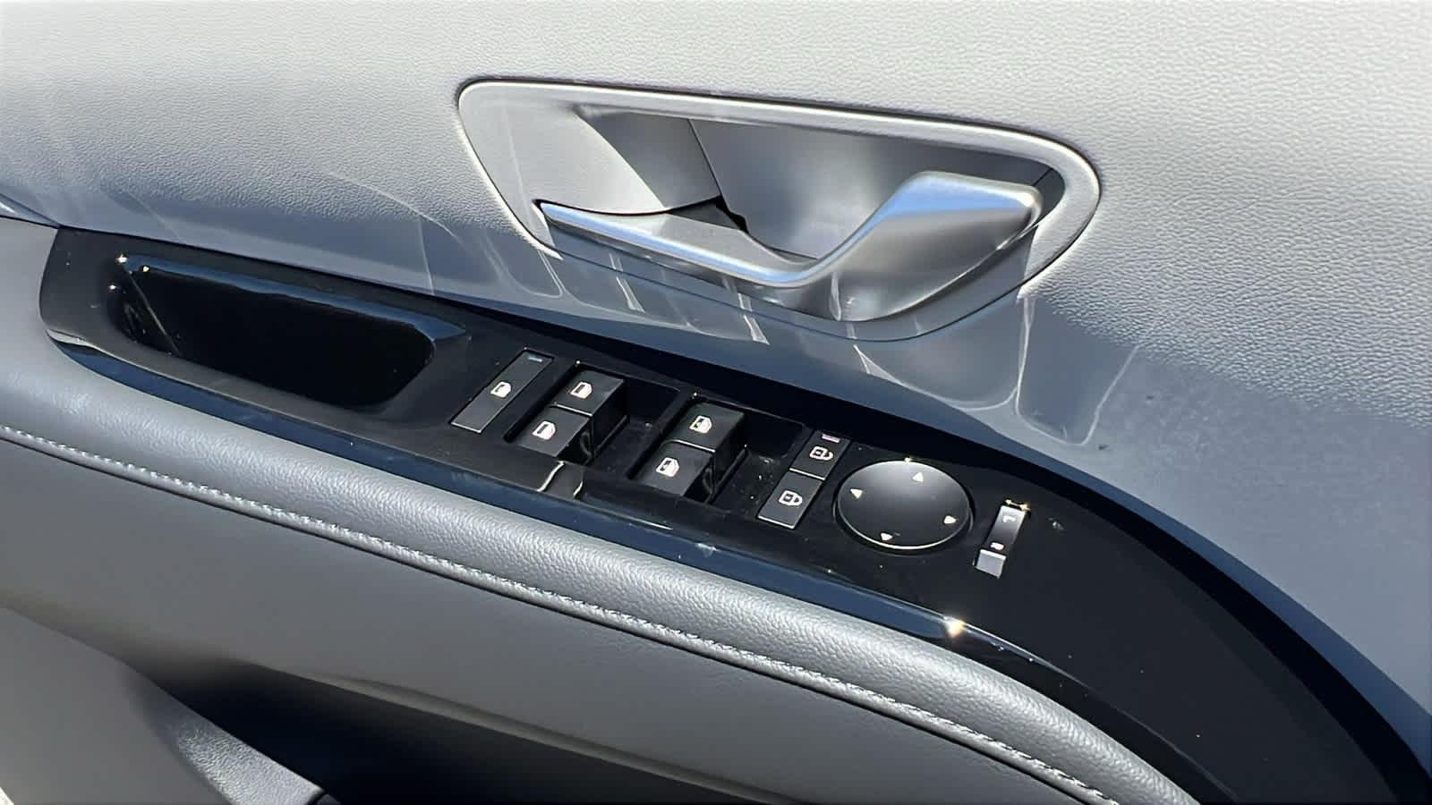 2025 Hyundai Tucson Limited - Photo 52