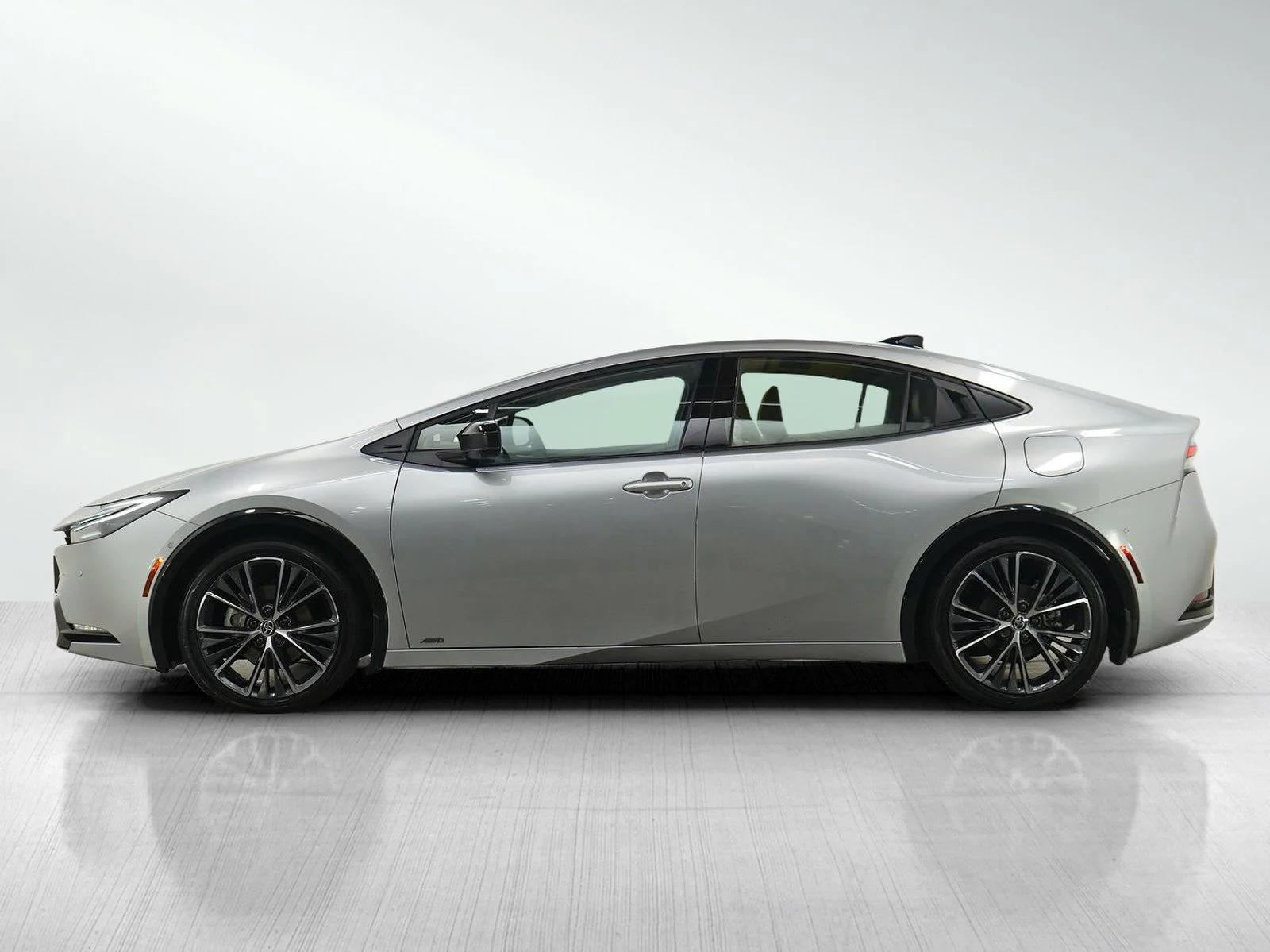 Used 2024 Toyota Prius Limited with VIN JTDADABU8R3018997 for sale in Burnsville, Minnesota