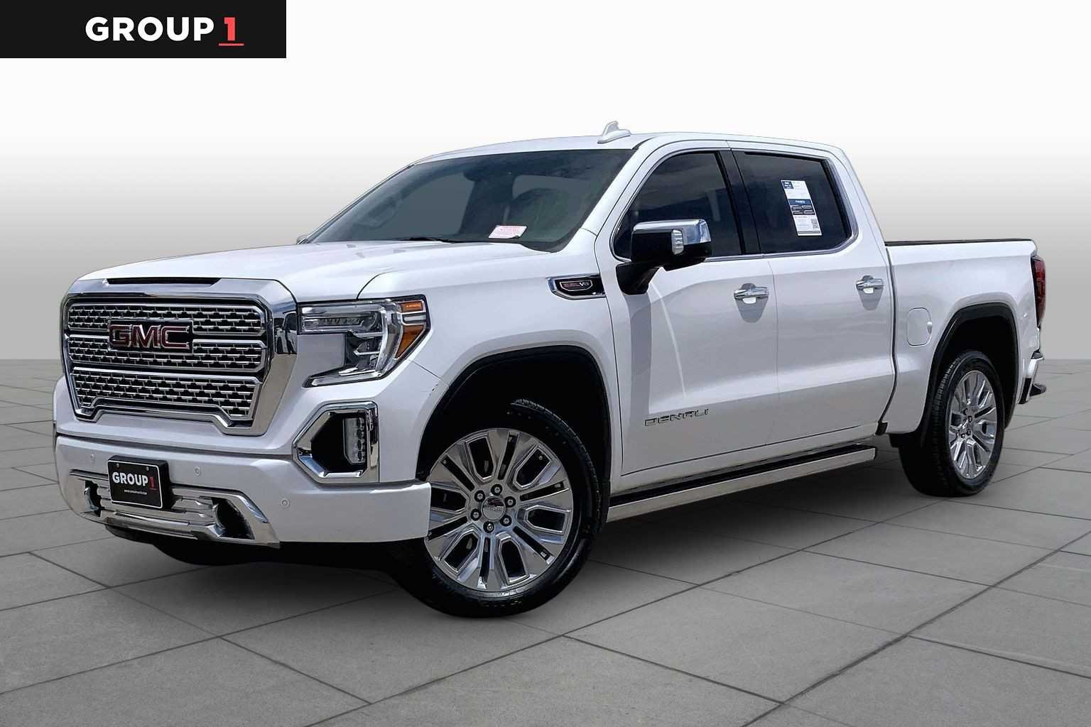 2022 GMC Sierra 4WD Crew Cab Short Box Denali's photo