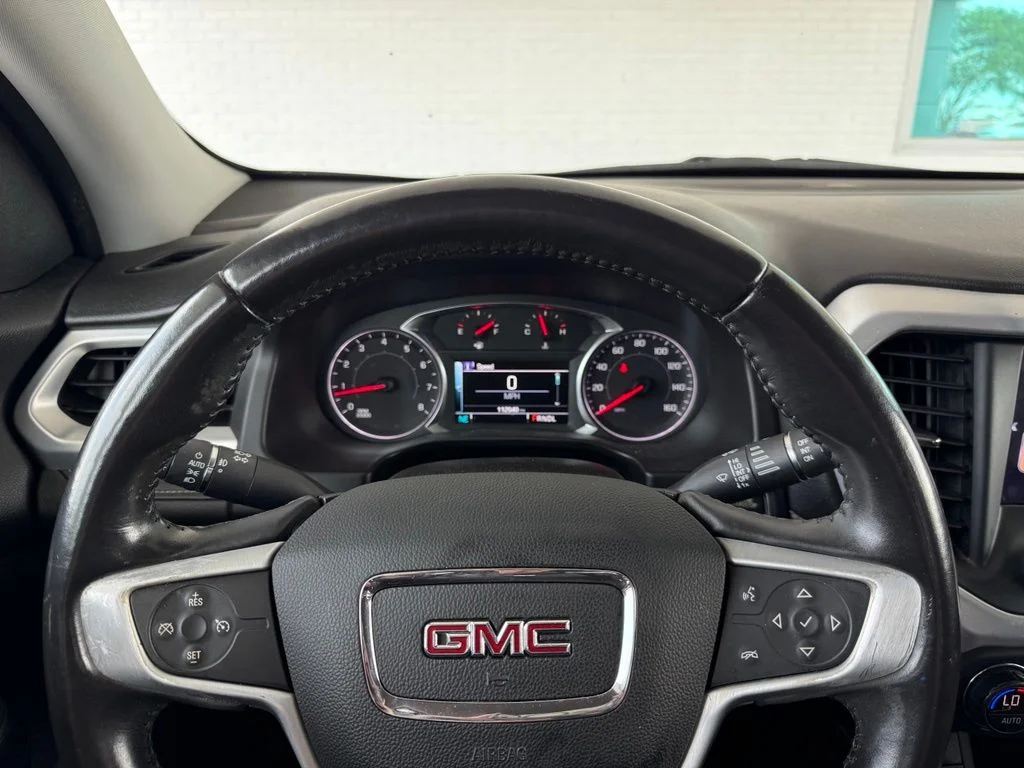 Used 2018 Silver GMC SLT-1 image 35