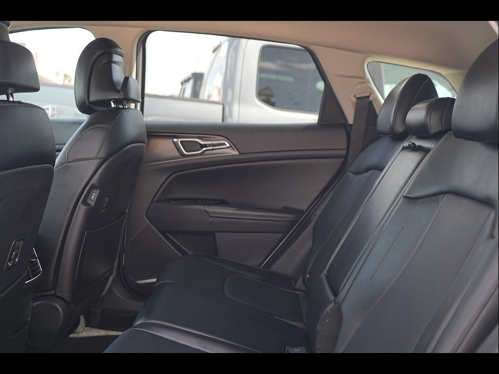 Used 2024 Glacial White Pearl Kia EX image 14