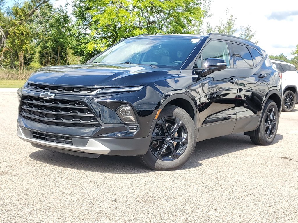 Used 2024 Black Chevrolet LT image 34