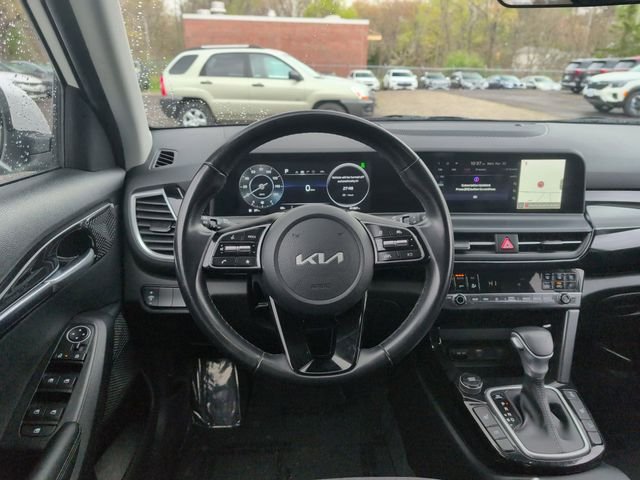 Certified Used 2024 White Kia X-Line image 15