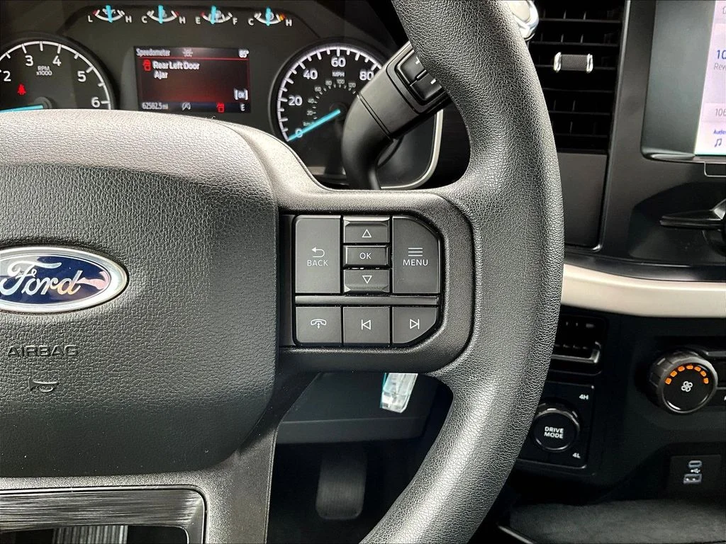 Used 2023 Silver Ford XLT image 13