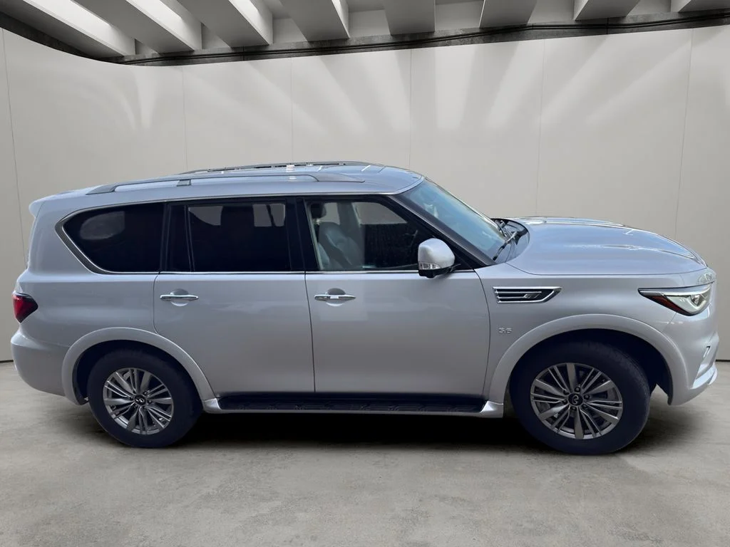 Used 2018 Liquid Platinum INFINITI Base image 10