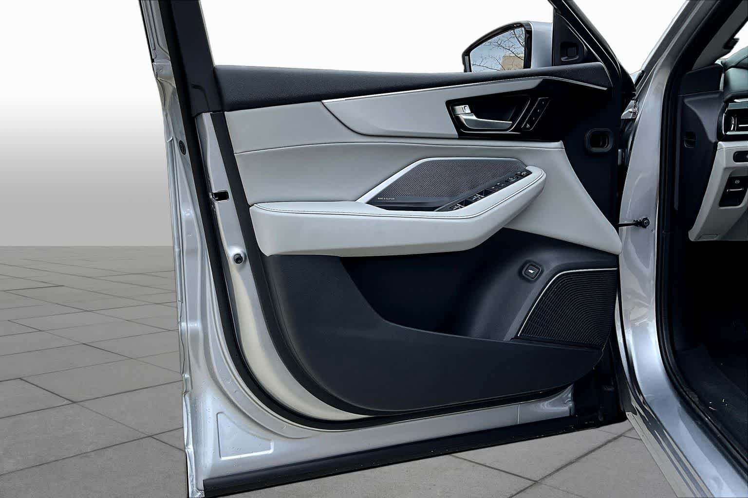 New 2026 Solar Silver Metallic Acura w/Technology Package image 16