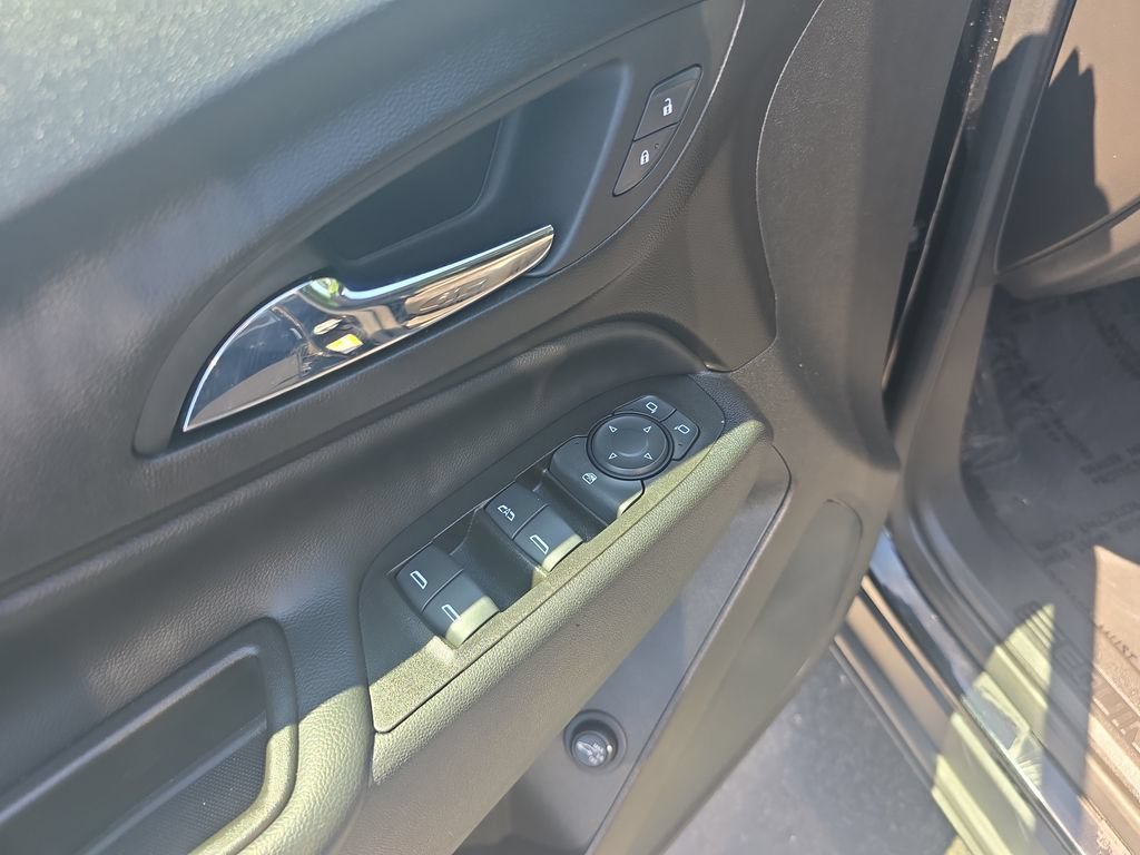 2023 Chevrolet Equinox LT - Photo 14