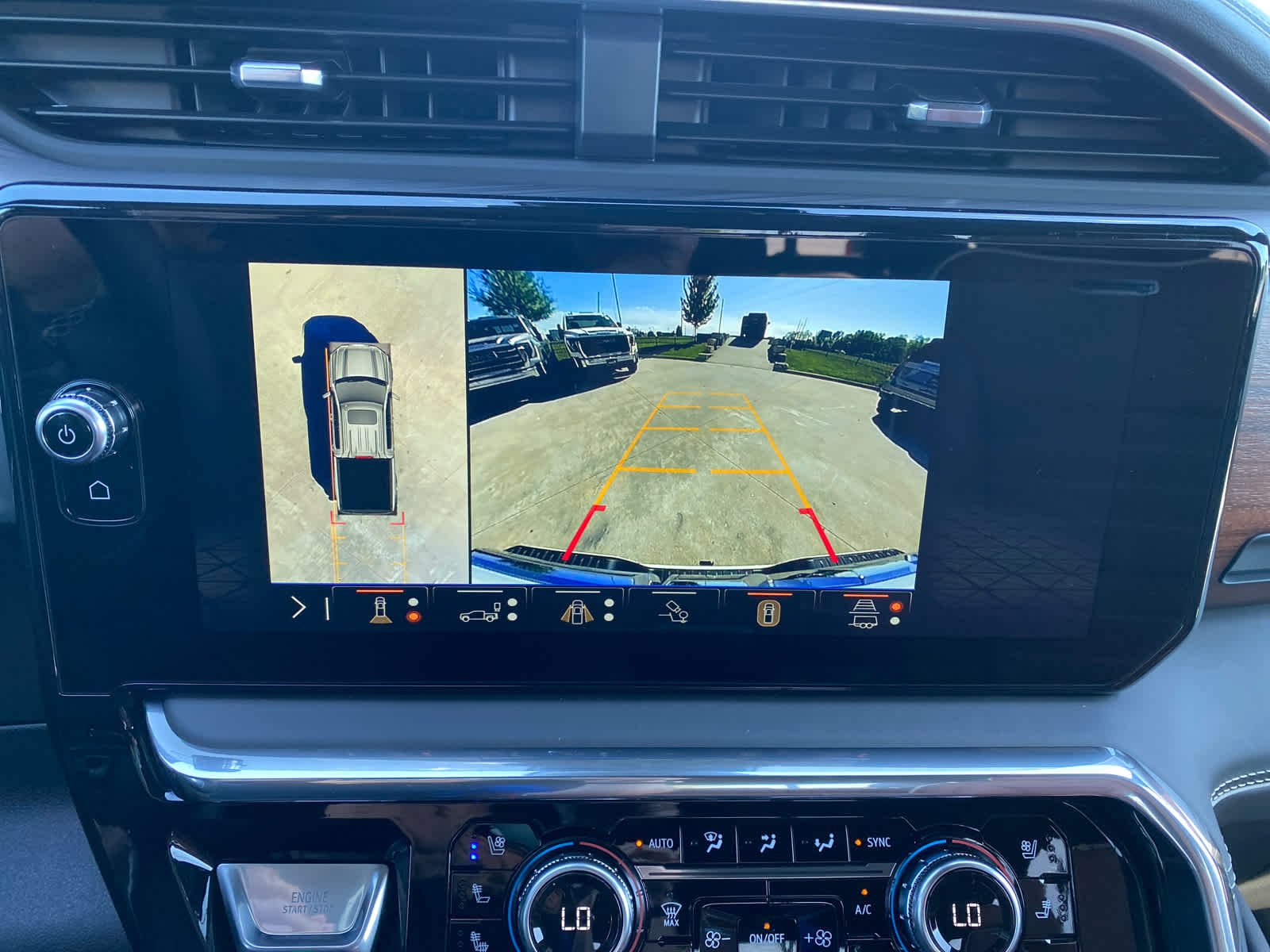 New 2026 Glacier White Tricoat GMC Denali Ultimate image 17