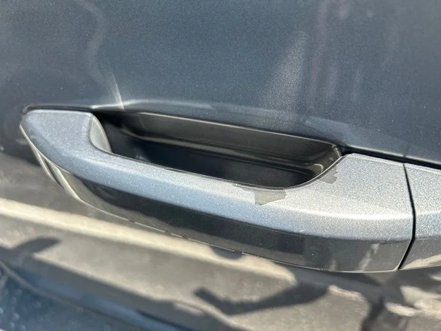 Used 2020 Gray Chevrolet LT image 19