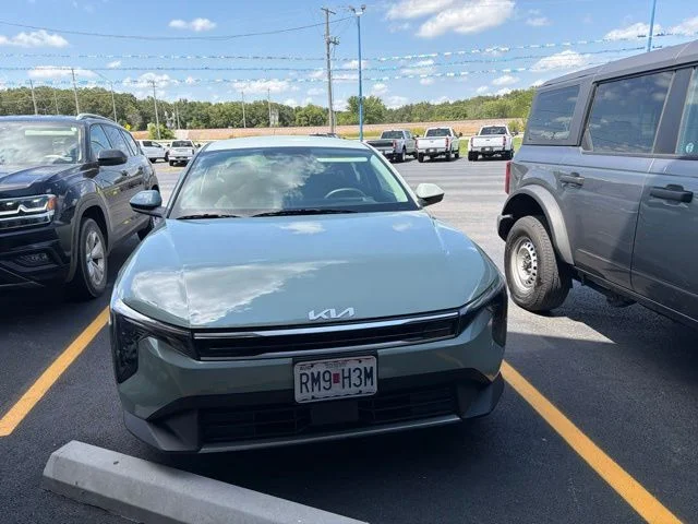 Used 2026 Haze Kia LXS image 1