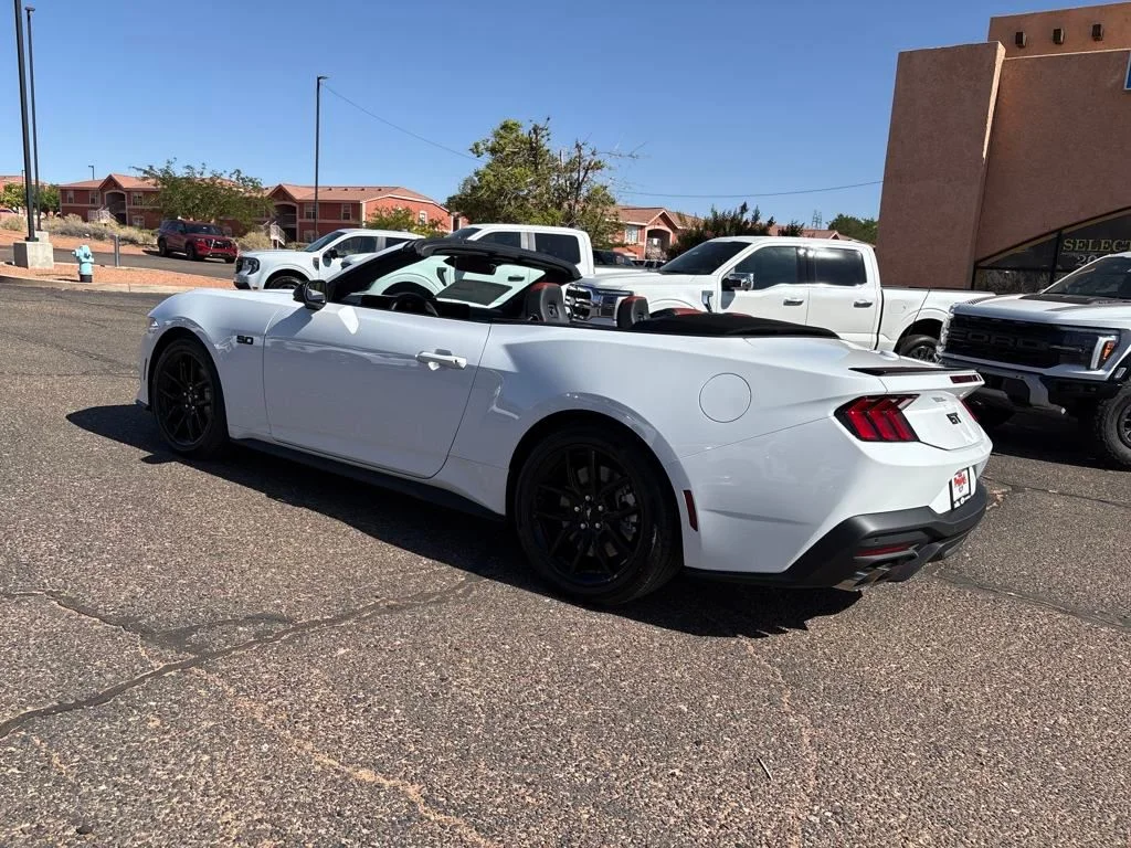 New 2025 Oxford White Ford GT Premium Convertible image 3