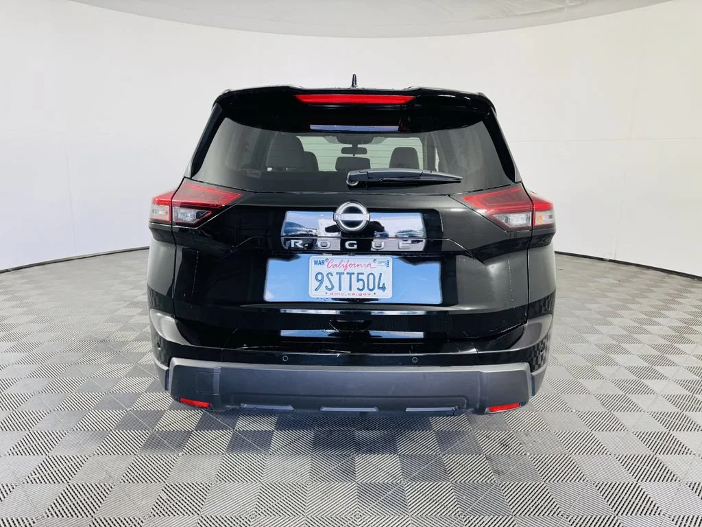 2025 Nissan Rogue SV - Photo 7