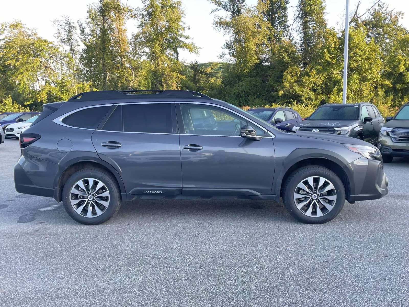 Used 2025 Magnetite Gray Metallic Subaru Limited image 28