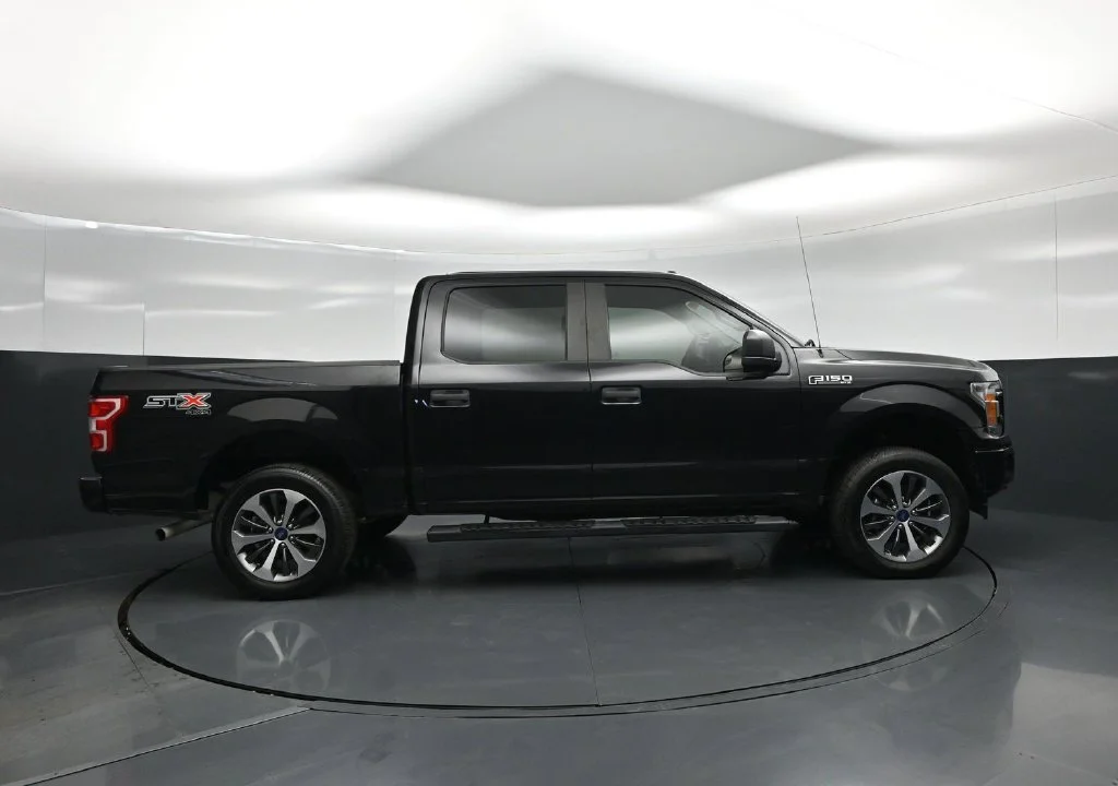 Certified Used 2019 Black Ford XL image 19