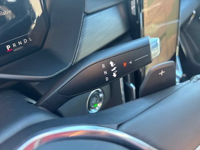 New 2026 Sterling Metallic GMC Elevation image 27