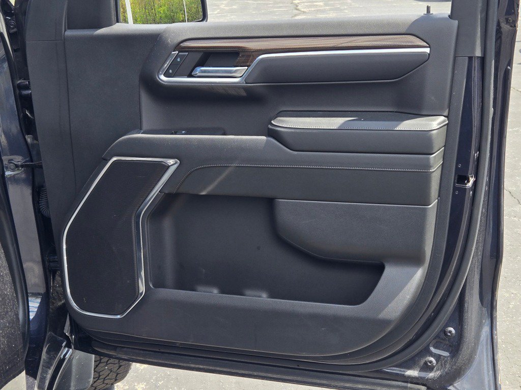 2024 Chevrolet Silverado 1500 LT - Photo 6