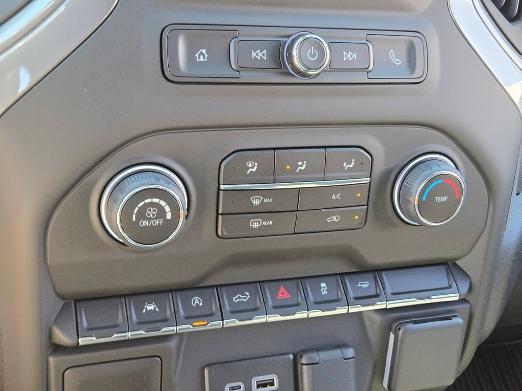 2026 Chevrolet Silverado 1500 Custom - Photo 13