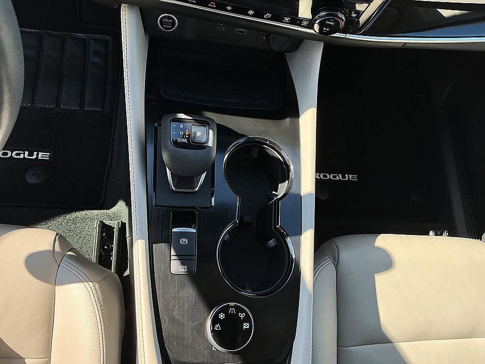 Certified Used 2023 Pearl White Tricoat Nissan SL image 20