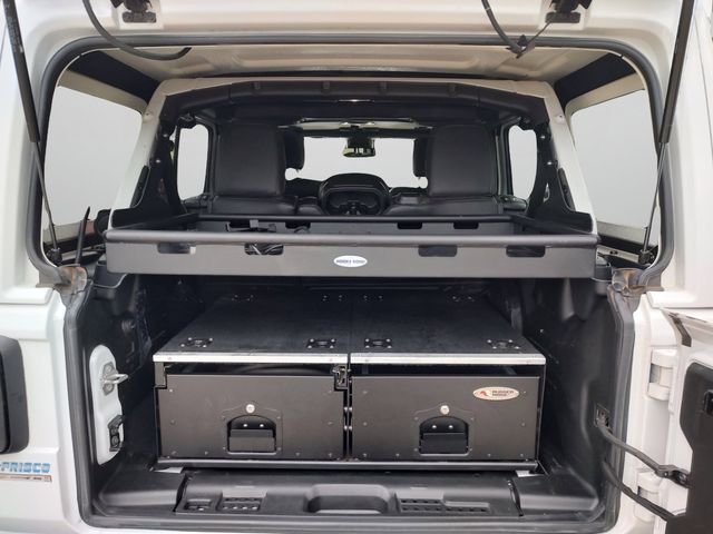 Used 2022 White Jeep Unlimited Rubicon 392 image 32