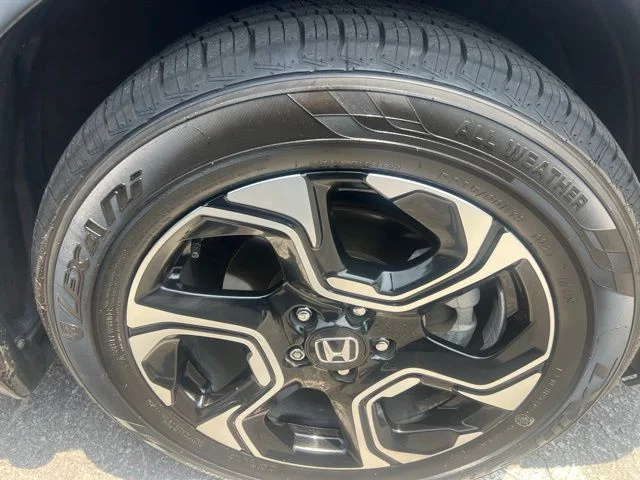 Used 2019  Honda Touring image 5