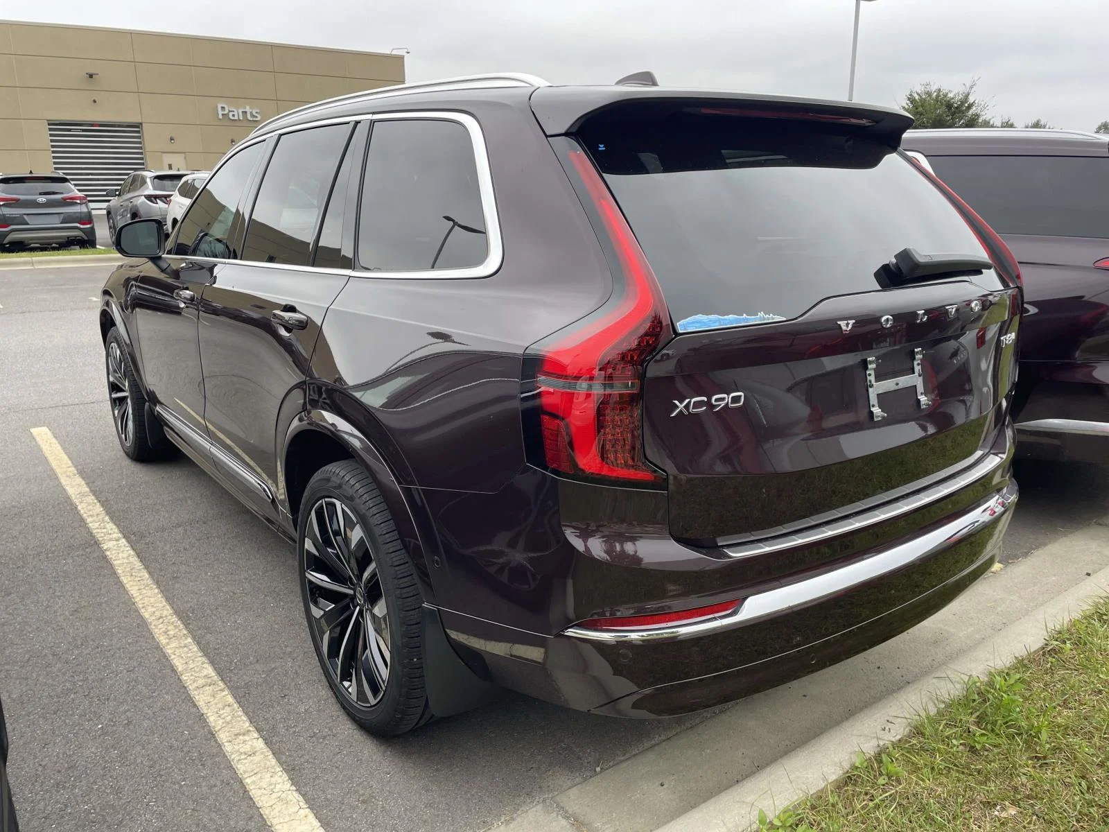 Used 2025 Mulberry Red Metallic Volvo Plus image 3