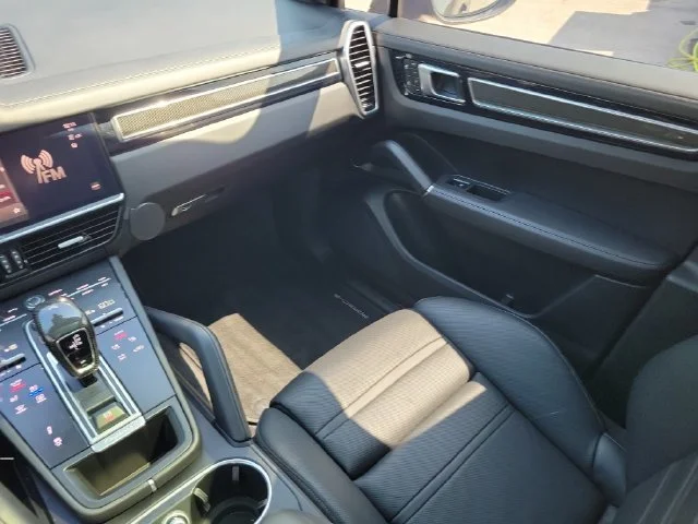 2023 Porsche Cayenne Coupe GTS - Photo 15
