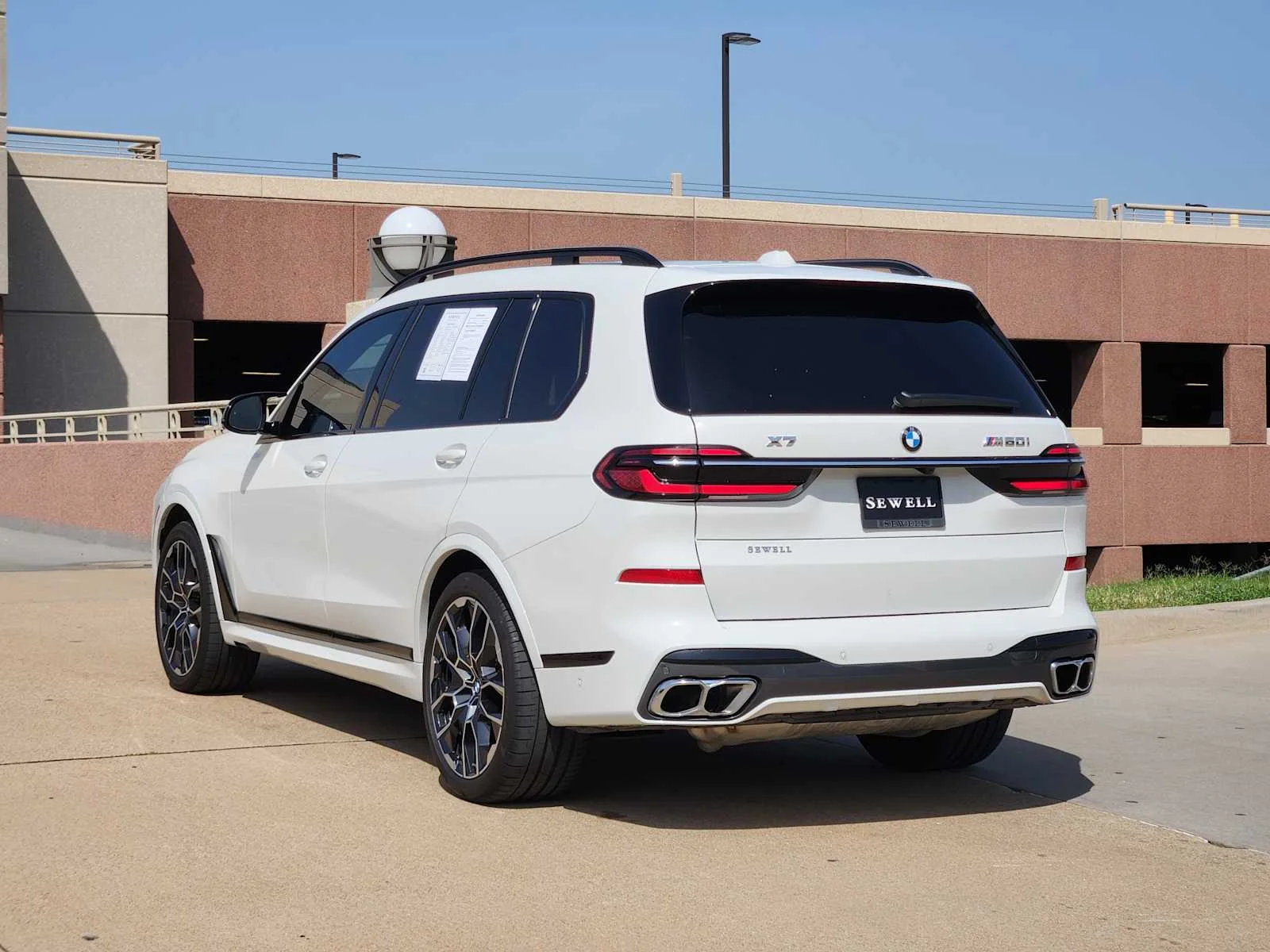 2025 BMW X7 M60i - Photo 3