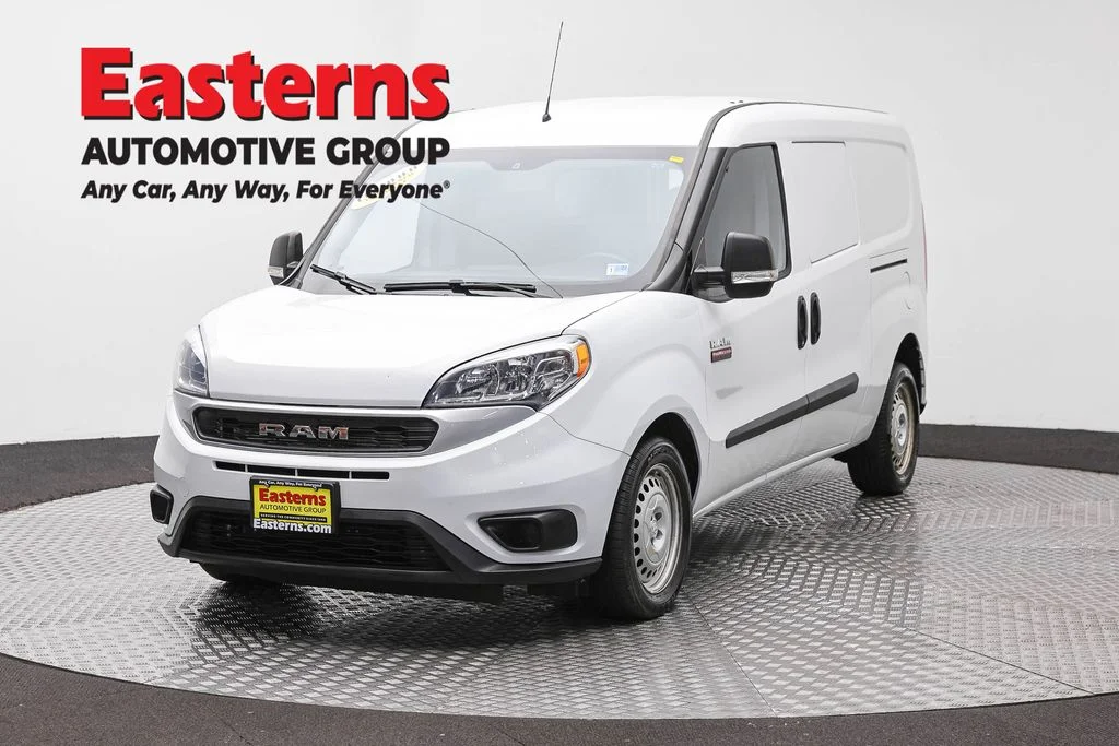 Used 2022 White Ram Base image 1